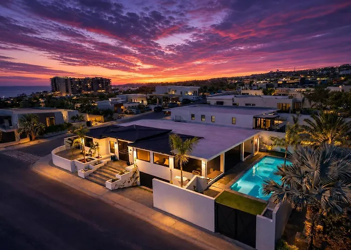 Cabo Ocean View - 4br - 50ft Pool - Hot Tub - Gym