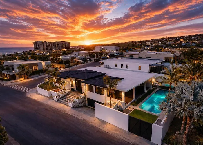 Villa Cabo Ocean View - 4br - 50ft Pool - Hot Tub - Gym Cabo San Lucas